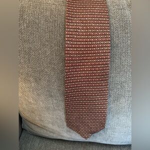 Daniel De Fasson Men’s handmade 100% silk neck tie.